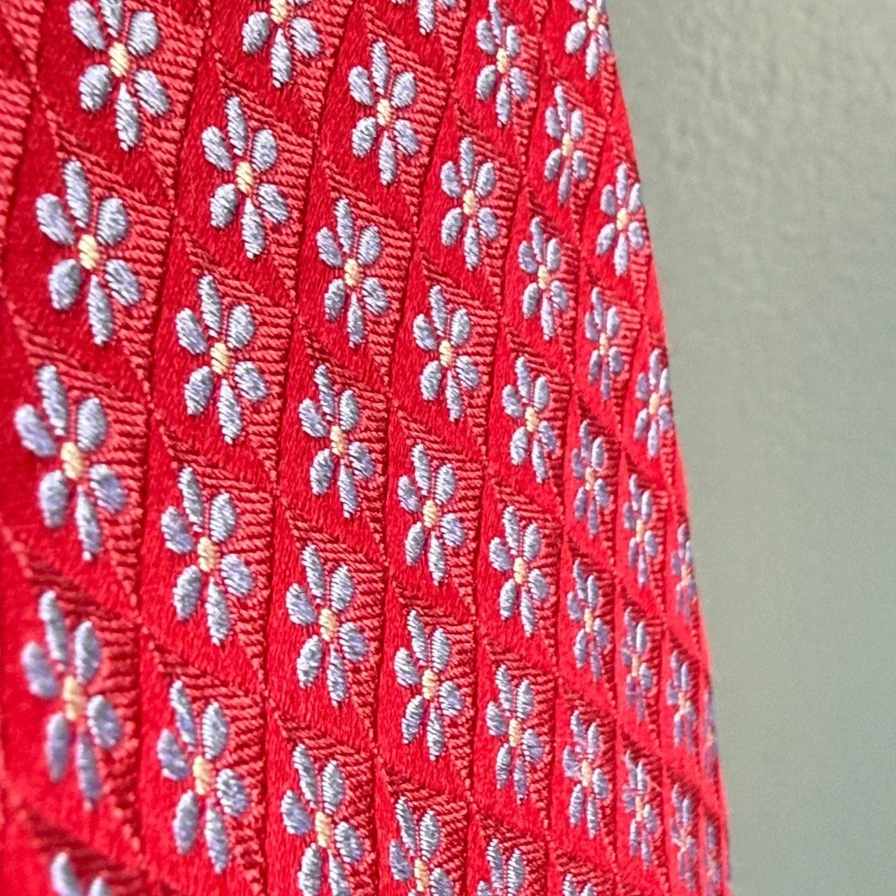 Ike Behar Silk Necktie Red Blue Ditsy Floral Jacquard Preppy Ivy League Made USA